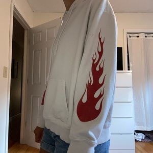 White brandy Melville hoodie